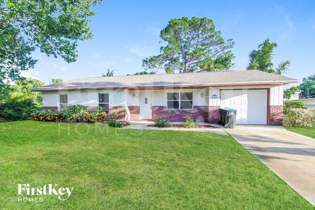 property at 738 Empress St SE