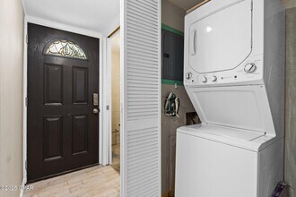 6901 N Lagoon Dr in Panama City Beach, FL - Building Photo - Building Photo