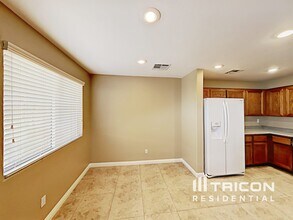 977 Medina De Leon Ave in Henderson, NV - Building Photo - Building Photo