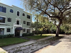 2000 Jefferson St in Hollywood, FL - Building Photo - Building Photo