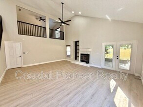 8731 Huntfield St in Tampa, FL - Building Photo - Building Photo