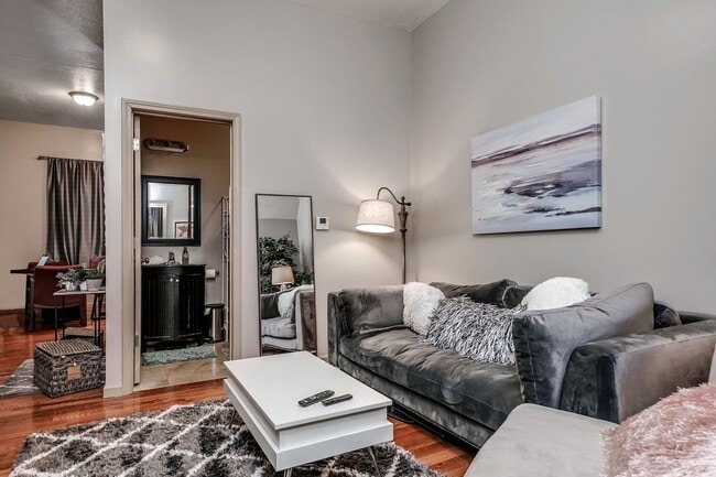 122 S 12th St in Pittsburgh, PA - Building Photo - Building Photo