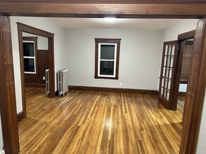 99 Wellsmere Rd, Unit First Floor in Boston, MA - Building Photo - Building Photo