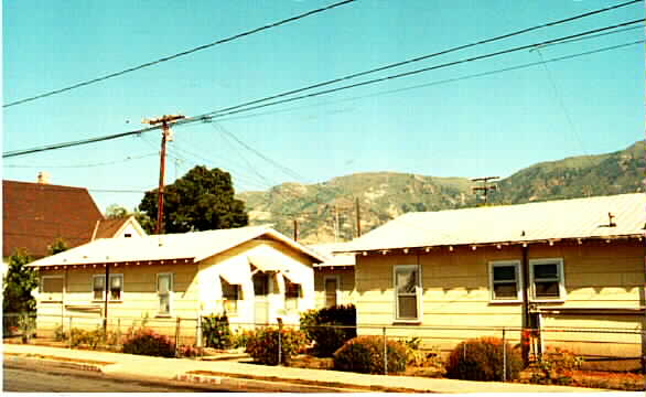 916-926 Yale St in Santa Paula, CA - Building Photo - Building Photo