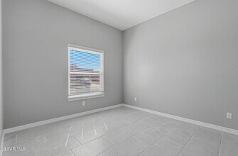 941 Gulf Streams Ave in El Paso, TX - Building Photo - Building Photo