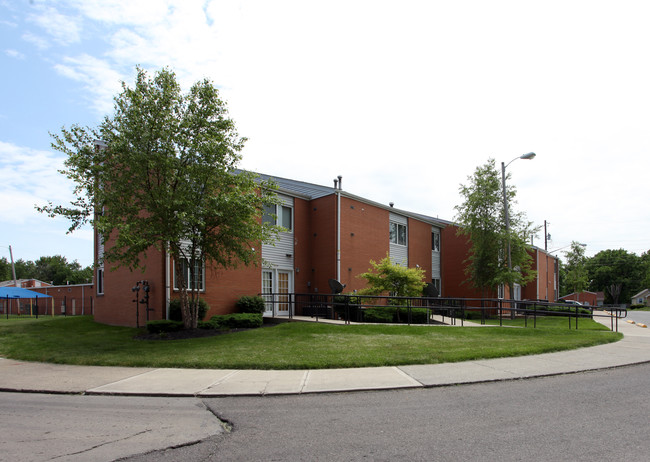 Capital Park Apartments in Columbus, OH - Building Photo - Building Photo