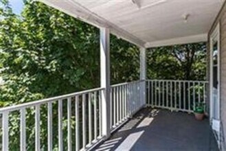 17 E Milton Rd, Unit #1 in Brookline, MA - Building Photo - Building Photo