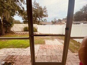 3901 Penrod Ln in Valrico, FL - Foto de edificio - Building Photo