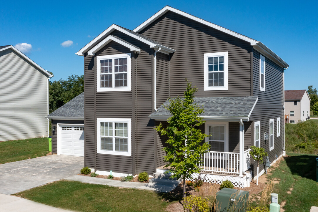 Residences at Oak View in Oak Creek, WI - Foto de edificio