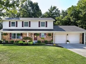 106 Carey Ln in Elizabethtown, KY - Foto de edificio - Building Photo