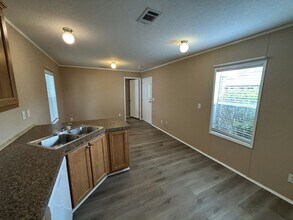 2923 NW 65th Ave in Margate, FL - Building Photo - Building Photo