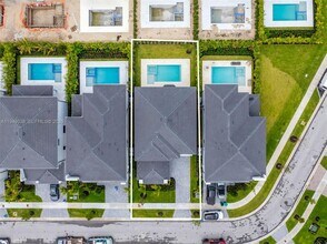 19670 NE 14th Ct in Miami, FL - Building Photo - Building Photo