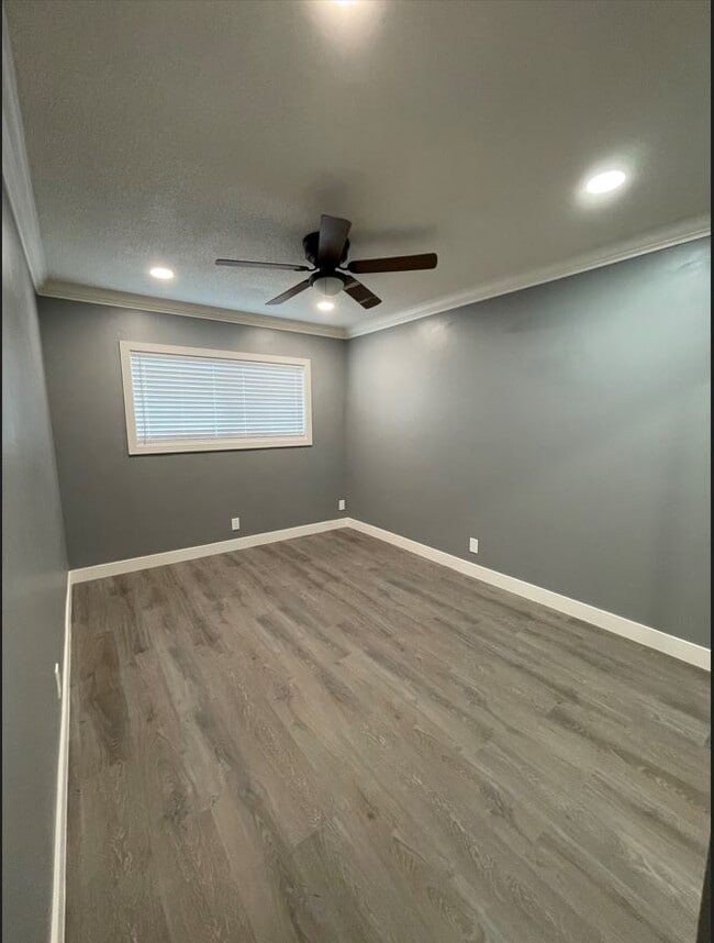 property at 2712 Via Paseo