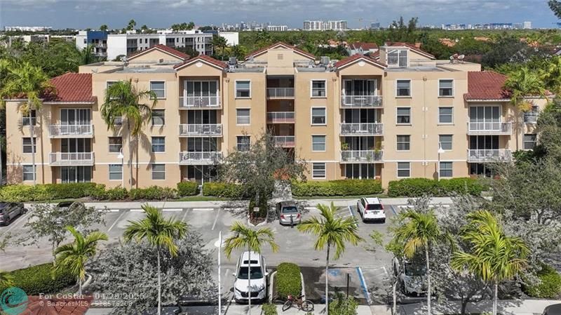 529 E Sheridan St in Dania Beach, FL - Building Photo