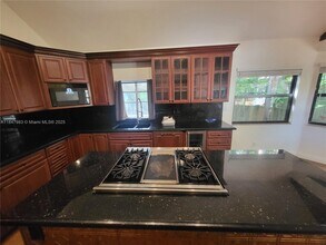 38 SW 6th St in Dania Beach, FL - Building Photo - Building Photo