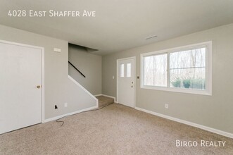 4028 E Shaffer Dr in Aliquippa, PA - Building Photo - Building Photo