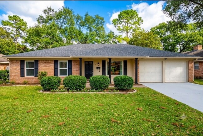 property at 124 Dogwood St