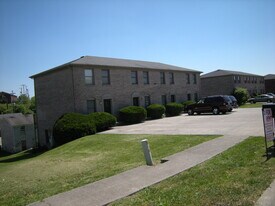 303 McDougal Ave, Unit 303 McDougal Avenue in Richmond, KY - Building Photo