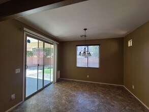 3545 E Carla Vista Dr in Gilbert, AZ - Foto de edificio - Building Photo
