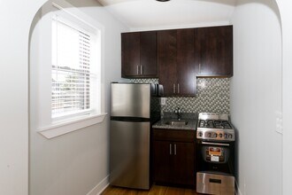 4549 N Damen Ave in Chicago, IL - Building Photo - Building Photo
