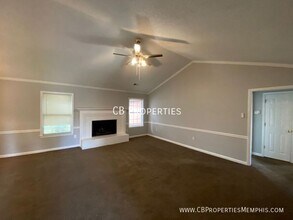 6890 Water Point Cove E in Memphis, TN - Building Photo - Building Photo