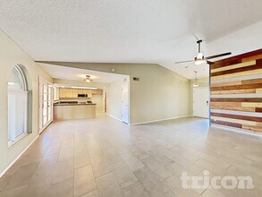 4140 W Pershing Ave in Phoenix, AZ - Building Photo - Building Photo