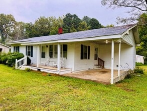 2536 Smith Rd in Oxford, NC - Building Photo - Building Photo