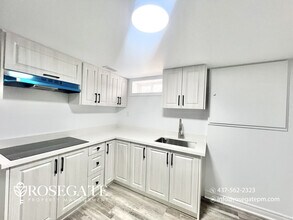 33 Godfrey Dr in London, ON - Building Photo - Building Photo