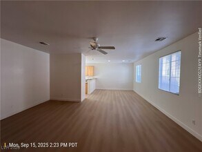 9814 W Overlook Ridge Ave in Las Vegas, NV - Building Photo - Building Photo