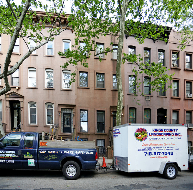 433 Clinton Street in Brooklyn, NY - Building Photo - Building Photo