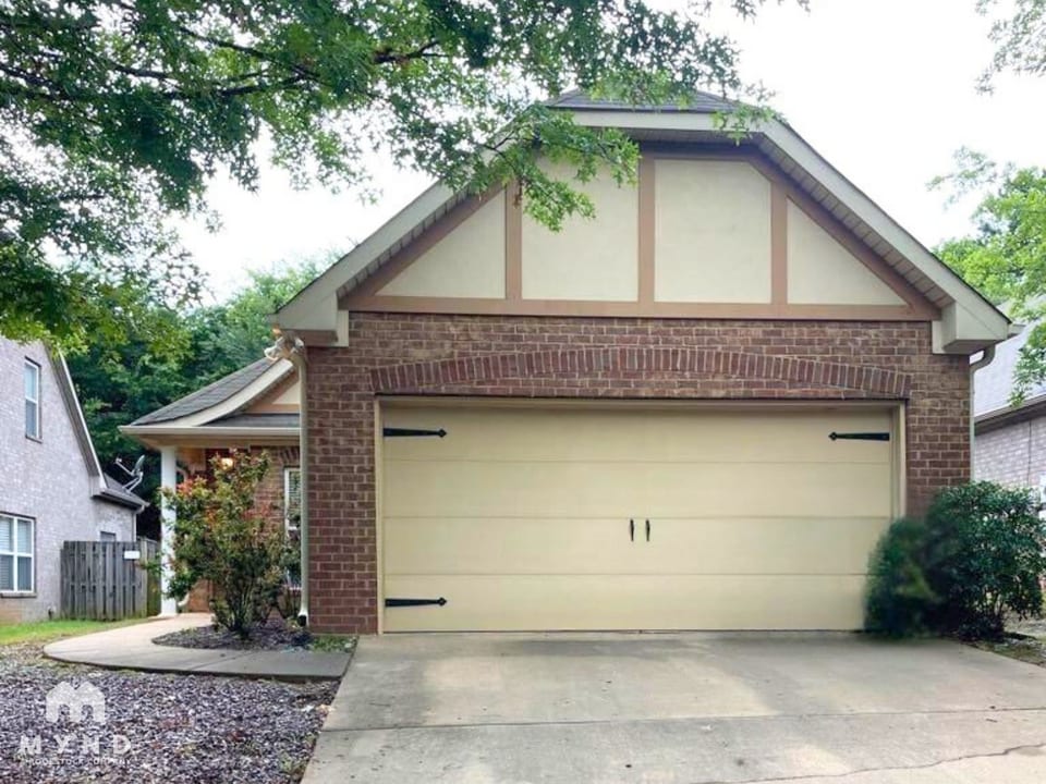 266 Oxmoor Pl in Birmingham, AL - Building Photo