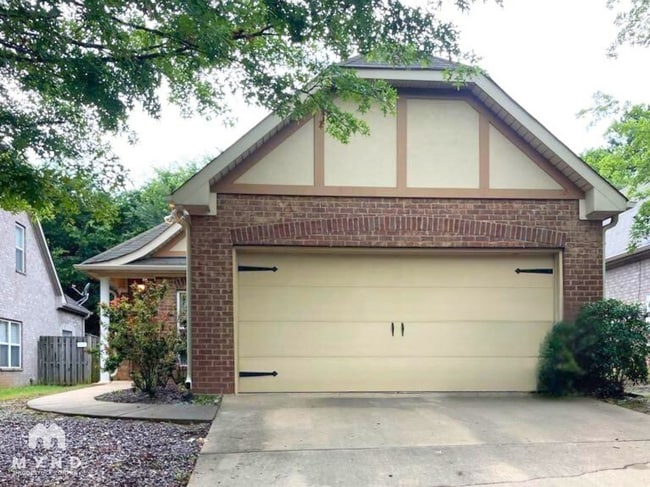 property at 266 Oxmoor Pl