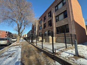 4617 S Calumet Ave in Chicago, IL - Building Photo - Building Photo
