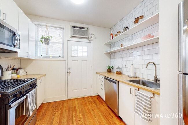 property at 4549 N Albany Ave