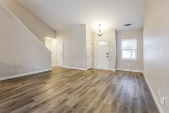 6305 E Mariah Hill Ln, Unit 1119 in Camby, IN - Foto de edificio - Building Photo