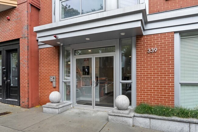 339 W Broadway