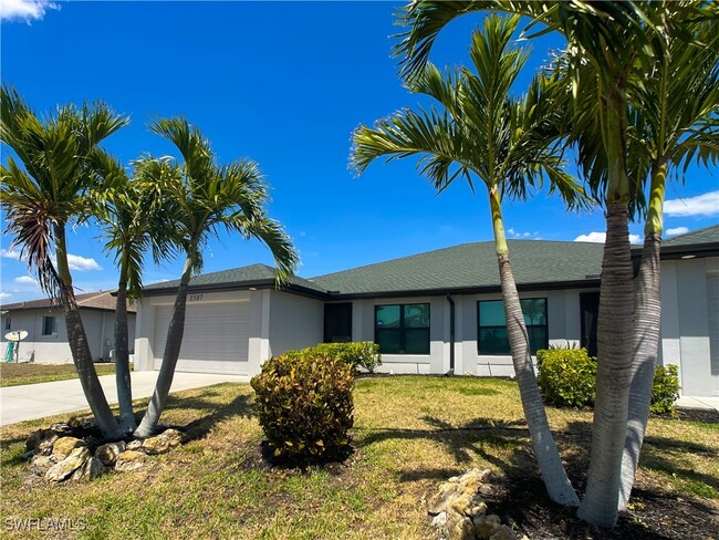 property at 3507 SW Santa Barbara Pl