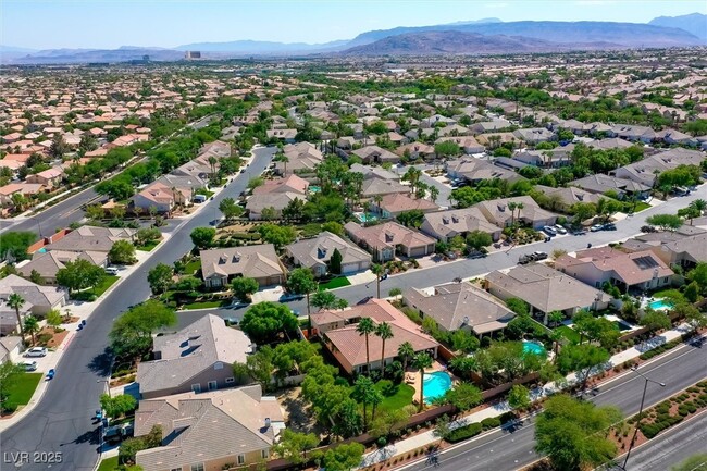 property at 10720 Elm Ridge Ave
