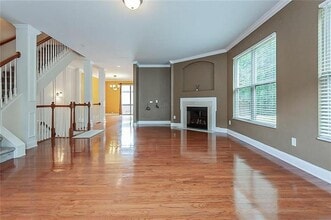 275 Autry Mill Ln in Suwanee, GA - Building Photo - Building Photo