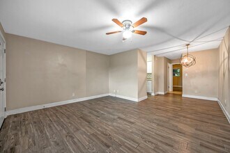 2353 Shelley St in Clearwater, FL - Building Photo - Building Photo
