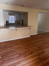 120 E Ave Q7 in Palmdale, CA - Building Photo - Building Photo