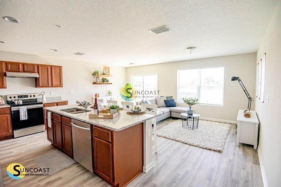 9230 Western Way, Unit 92304 in Jacksonville, FL - Building Photo