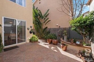 27 Via Carisma in Aliso Viejo, CA - Foto de edificio - Building Photo