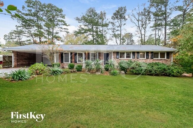 property at 1344 Hill Dr SW