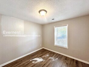 1582 Custer Dr in Southaven, MS - Building Photo - Building Photo