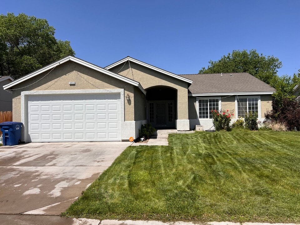 655 Keppel St in Fallon, NV - Building Photo
