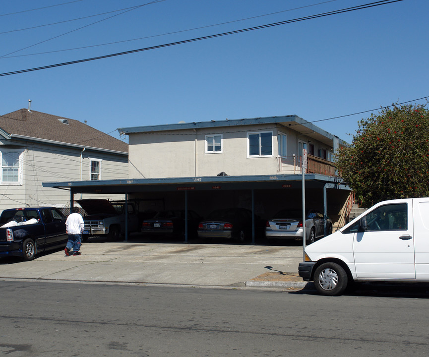 2363 Wendell Ave in Richmond, CA - Building Photo