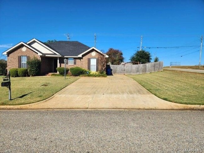 property at 1798 Edinburgh St