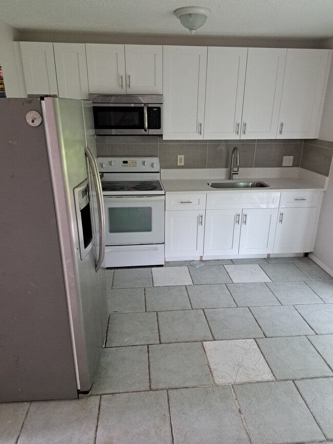2143 Laura Ln, Unit 47B, Unit 47B