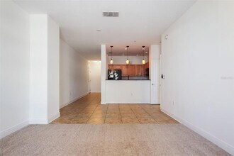 628 Cleveland St in Clearwater, FL - Foto de edificio - Building Photo